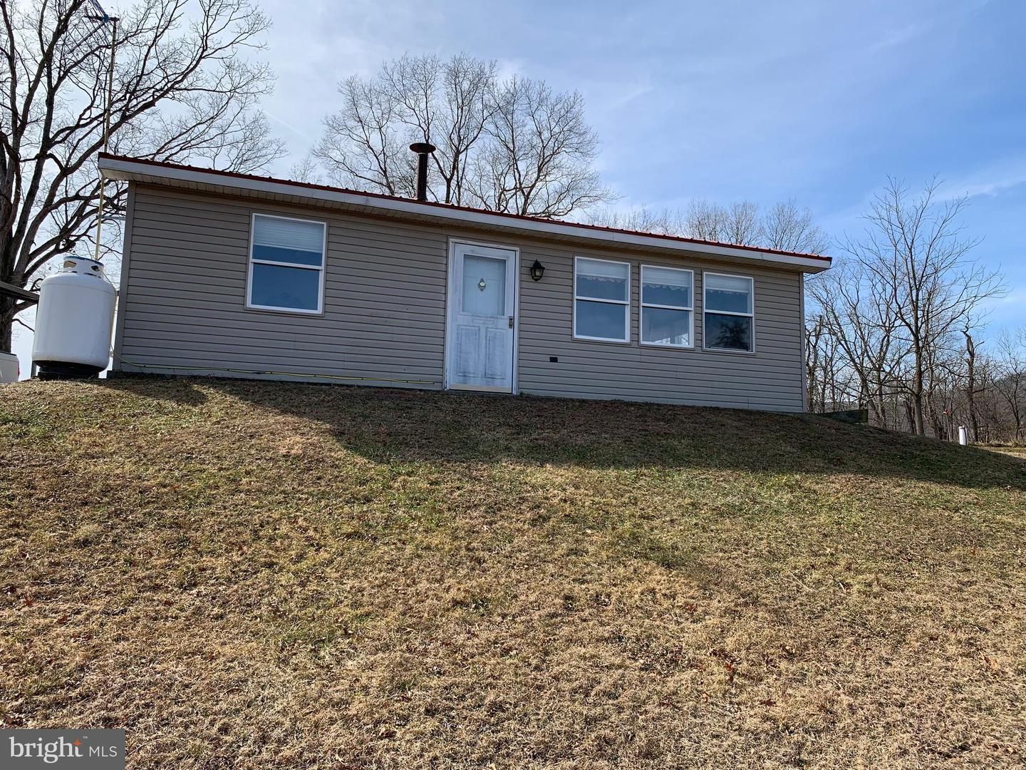 23 acres in Hardy County, West Virginia