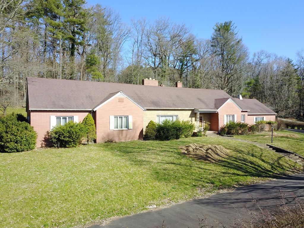 3.67 acres in Carroll County, Virginia