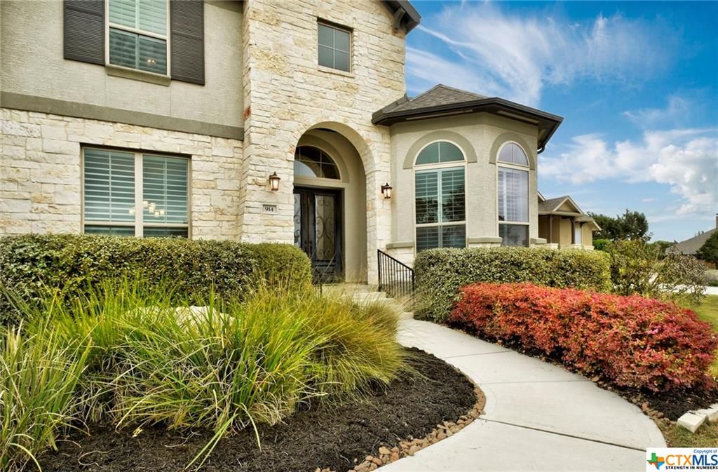 1.13 acres in Comal County, Texas