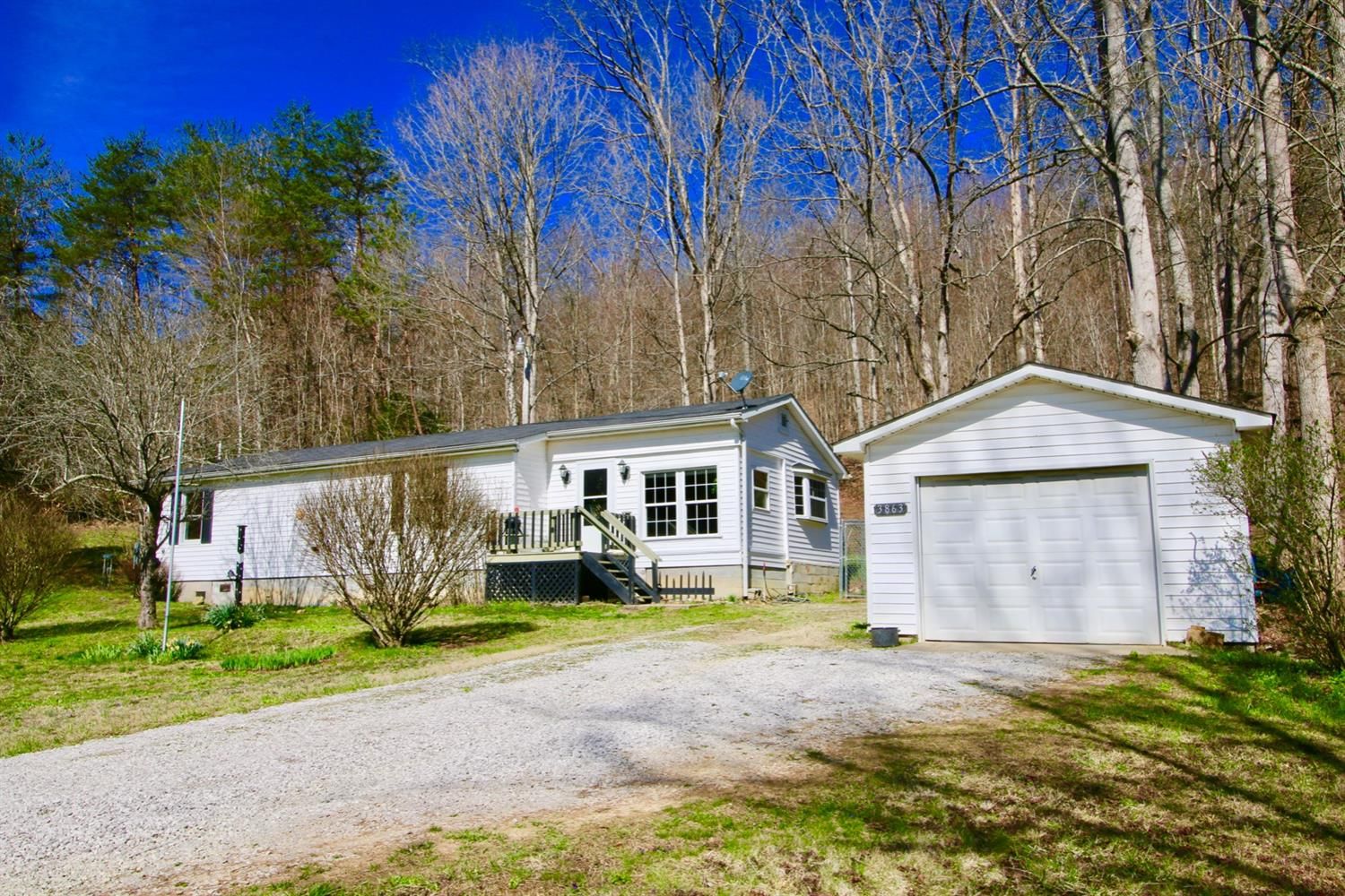 9.9 acres in Rockcastle County, Kentucky