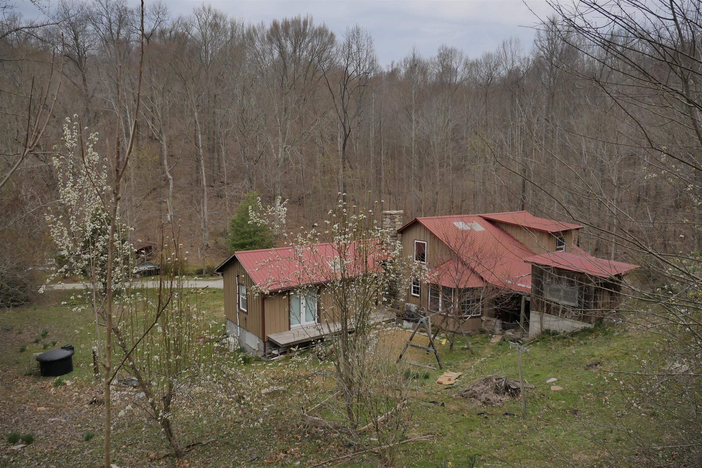 28.6 acres in Perry County, Tennessee