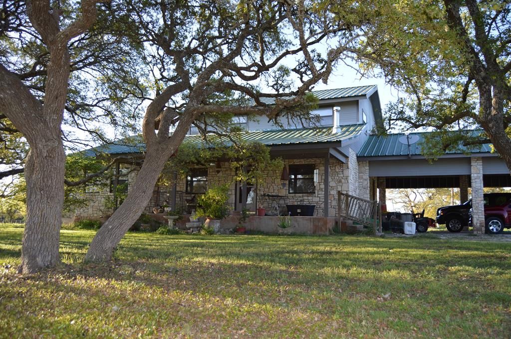 5.09 acres in Kerr County, Texas