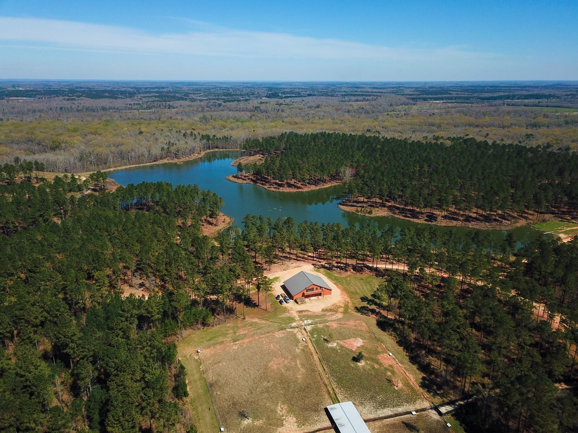 1,364 acres in Macon County, Alabama