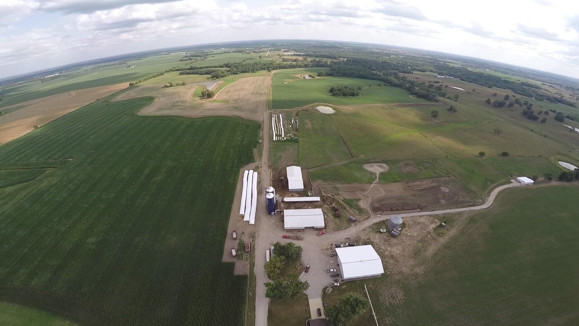 336 acres in Davis County, Iowa