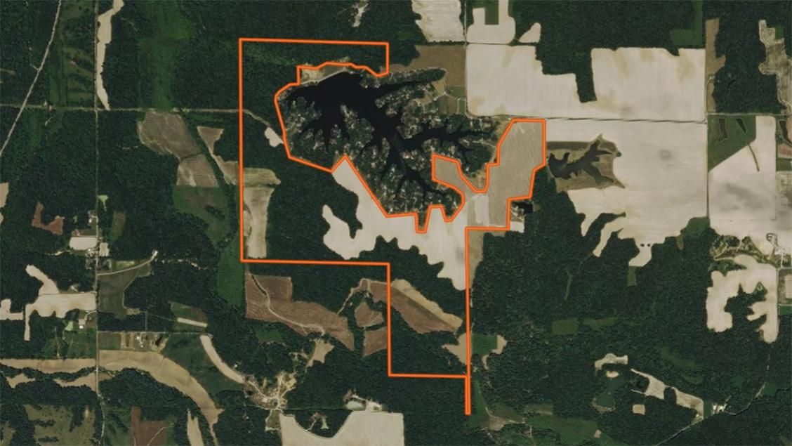 288 acres in Macoupin County, Illinois