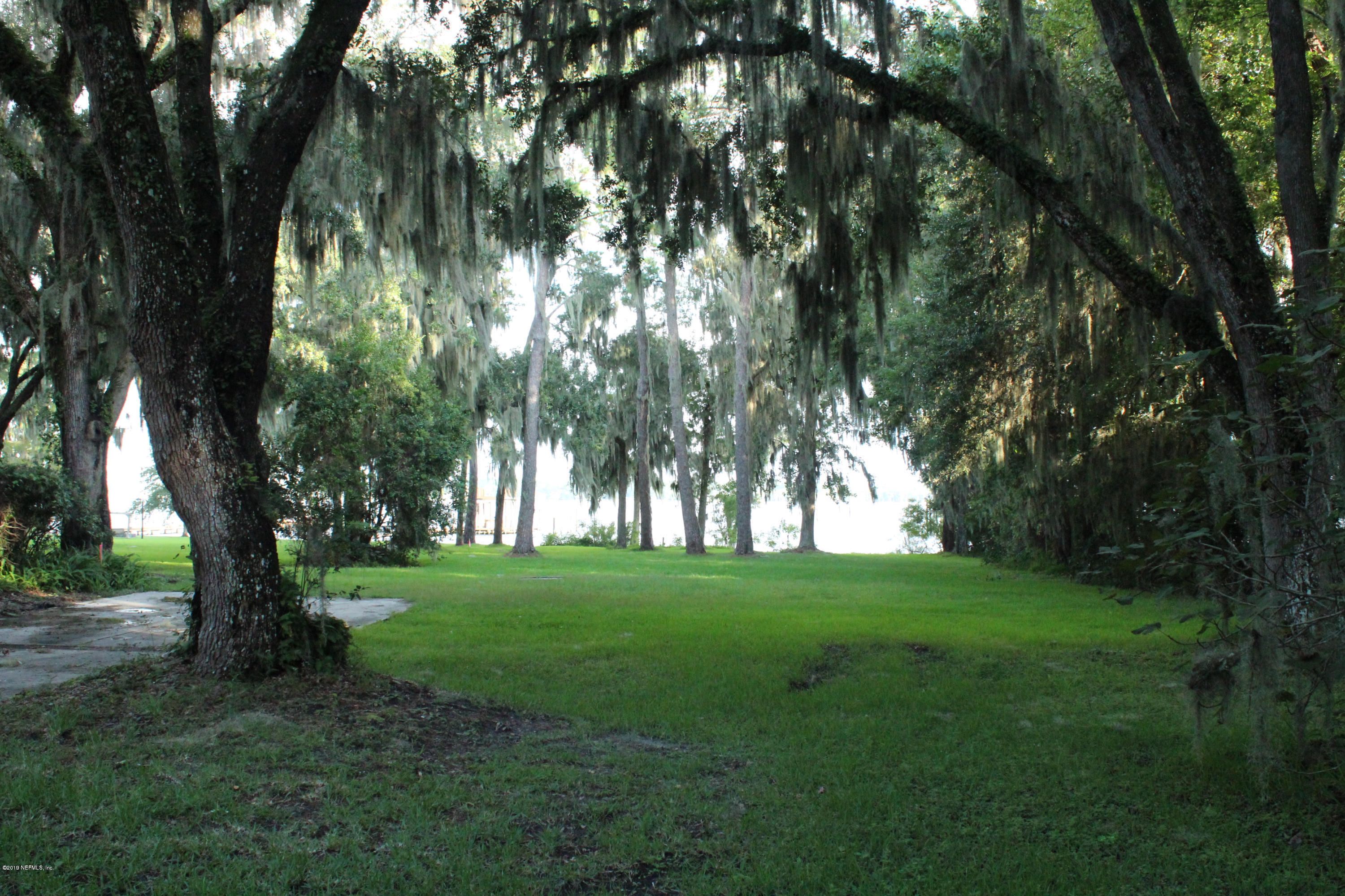 0.88 acres in Clay County, Florida