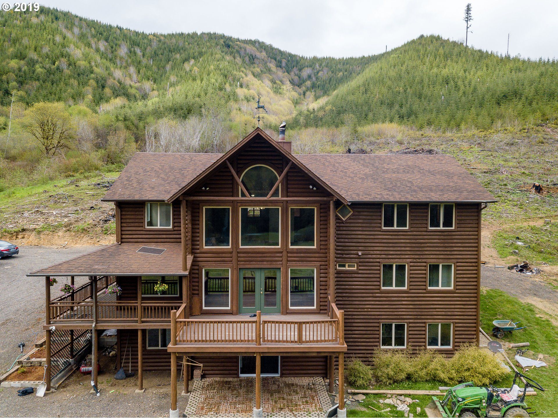 14.97 acres in Lane County, Oregon