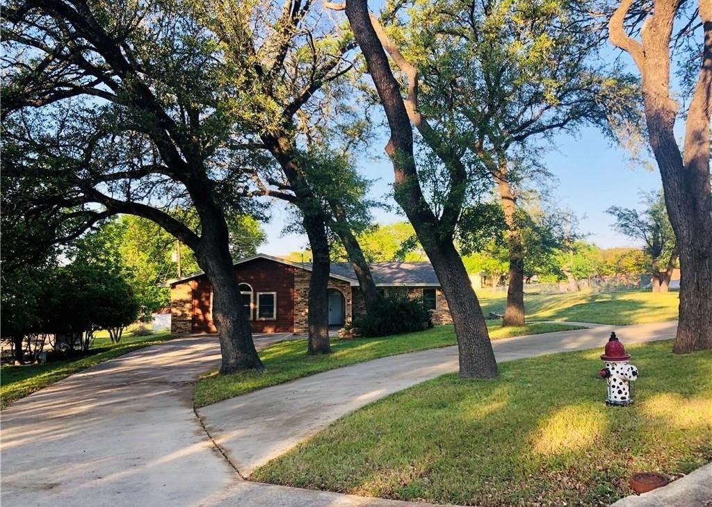 0.6 acres in Lampasas County, Texas