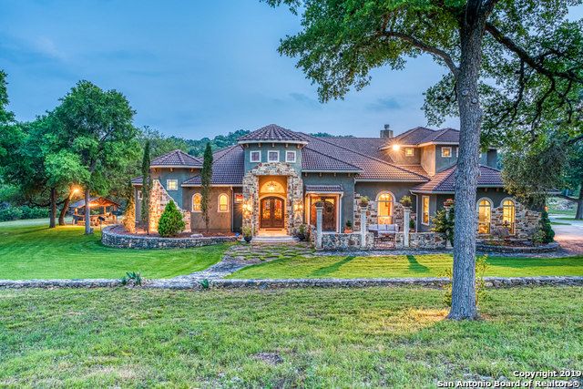 A Converted Country Cabin on a 40-Acre Ranch in Texas - Mansion Global