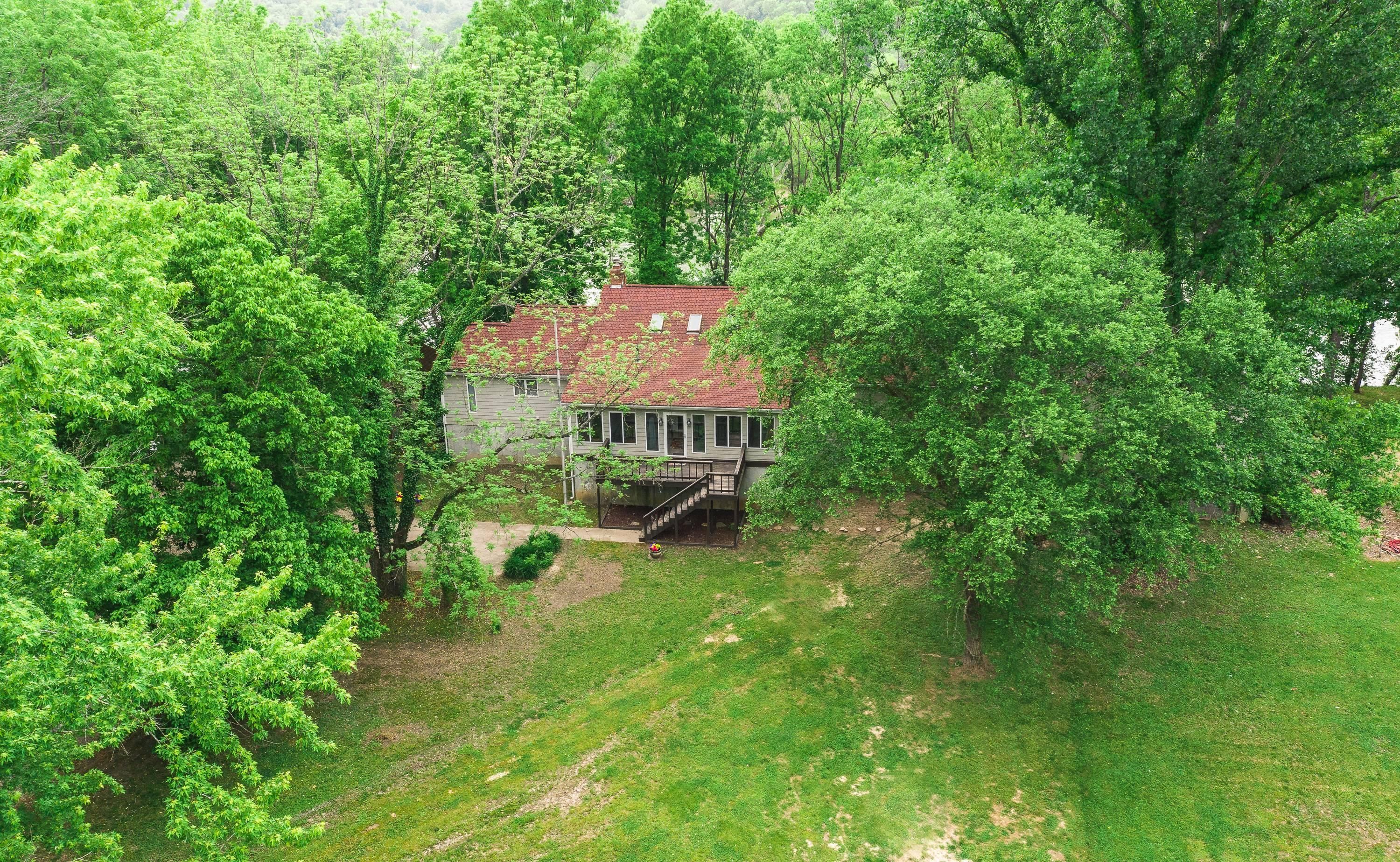 2 acres in Pulaski County, Missouri