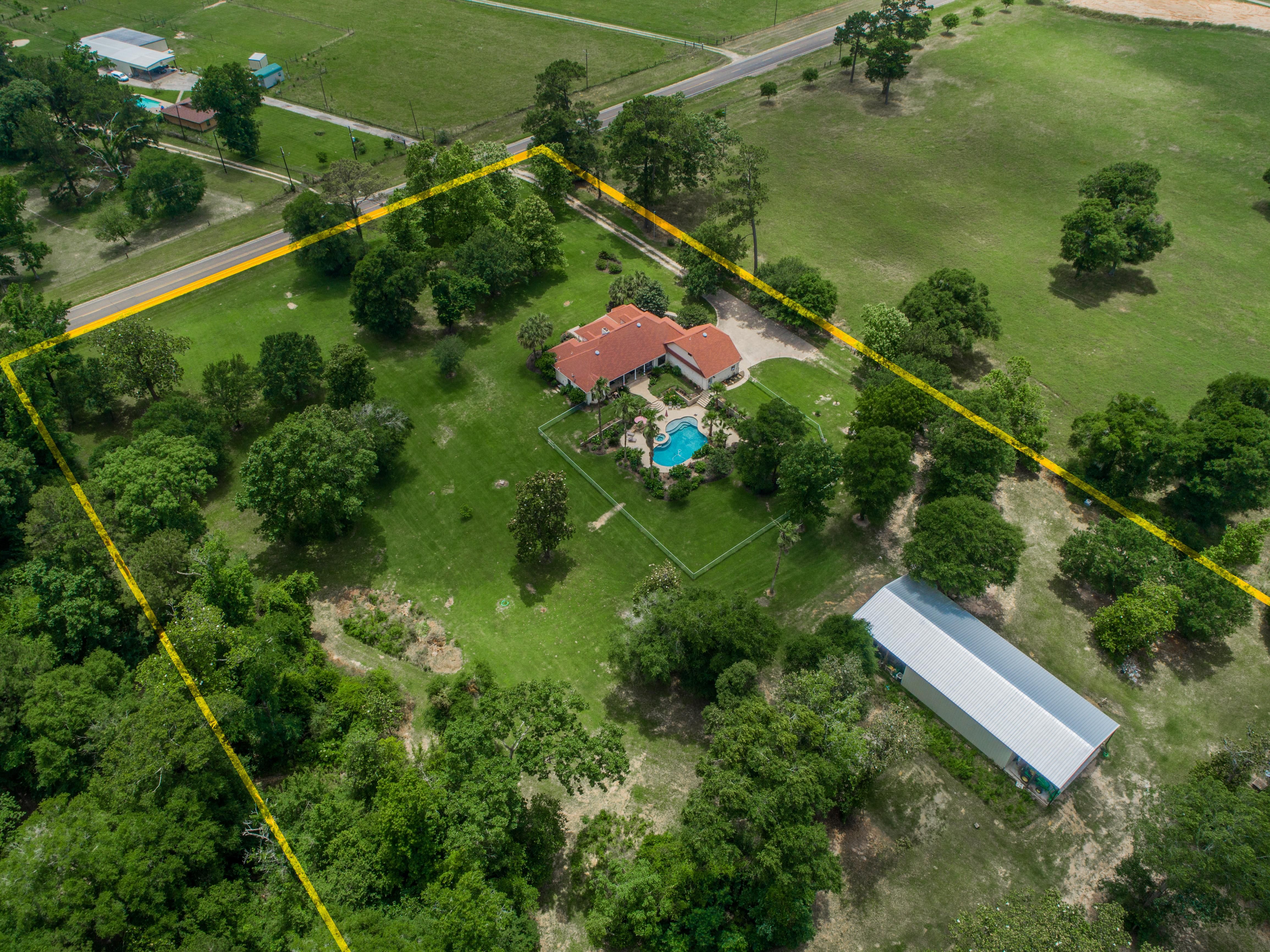 8.61 acres in San Jacinto County, Texas