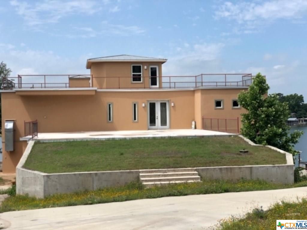 1.2 acres in County, Texas