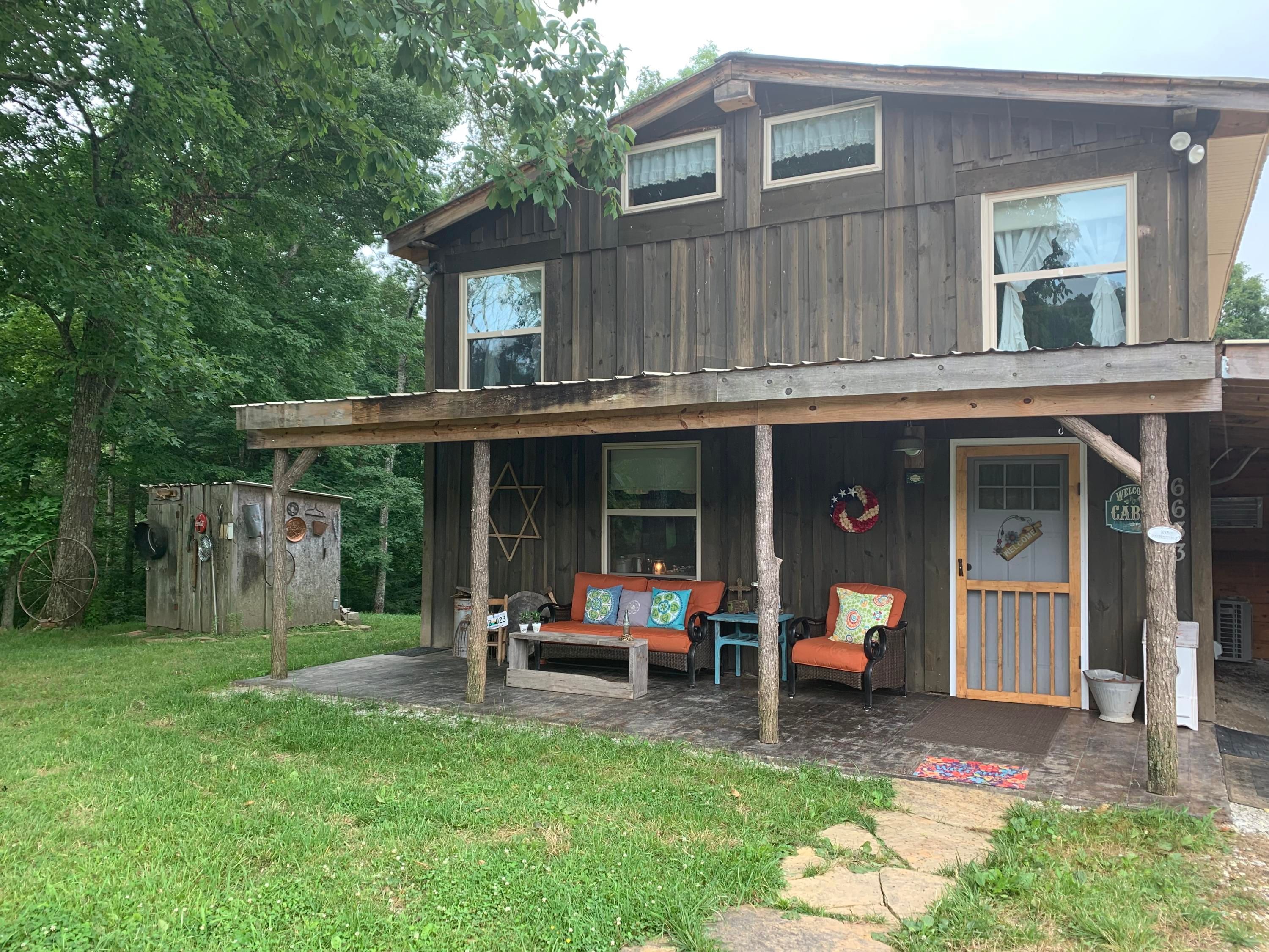 11 acres in County, Tennessee