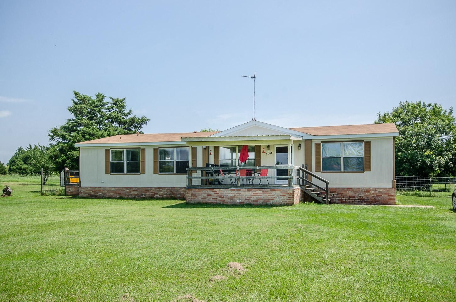 2.7 acres in Navarro County, Texas