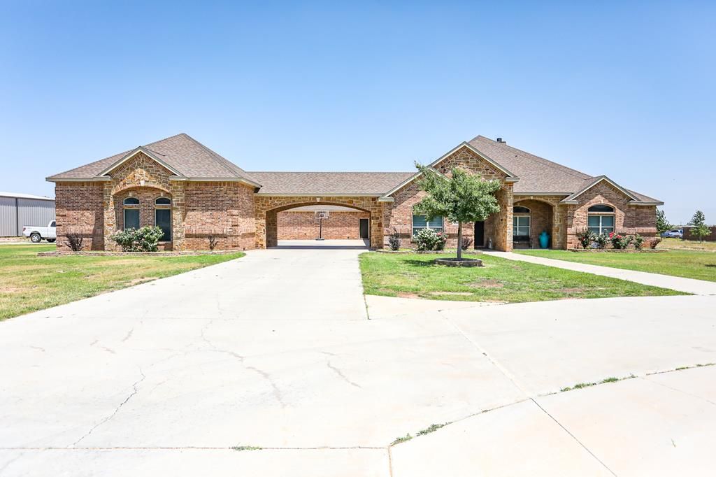 2.09 acres in Midland County, Texas