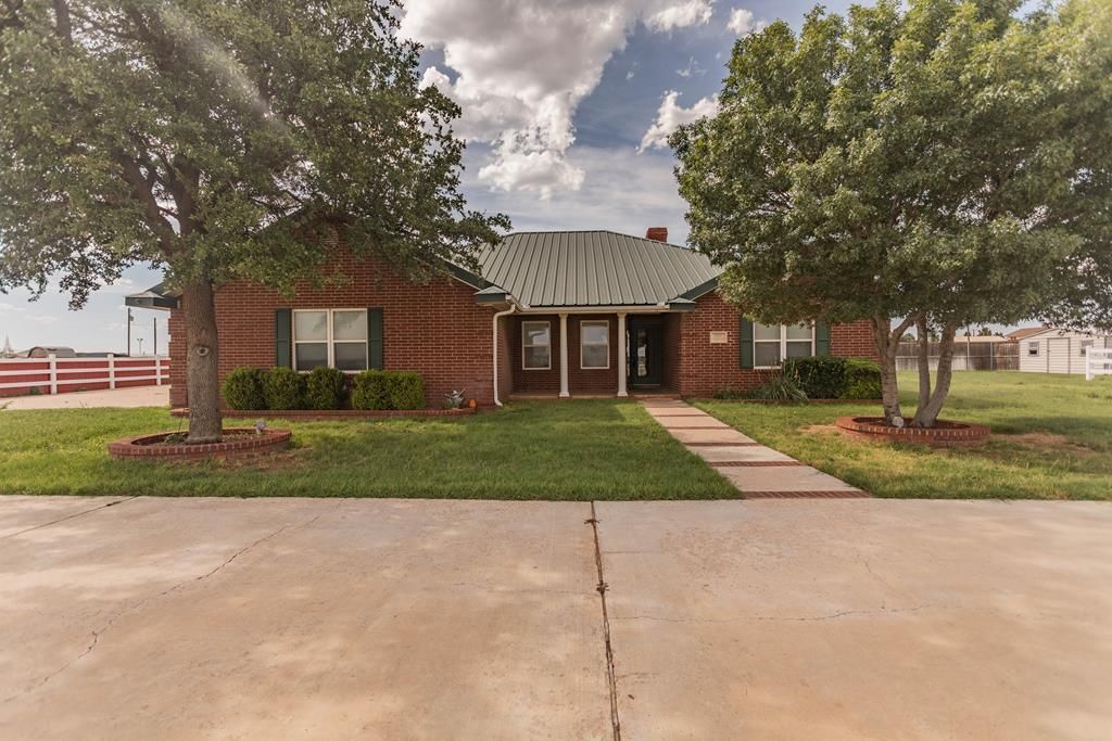 1.52 acres in Ector County, Texas