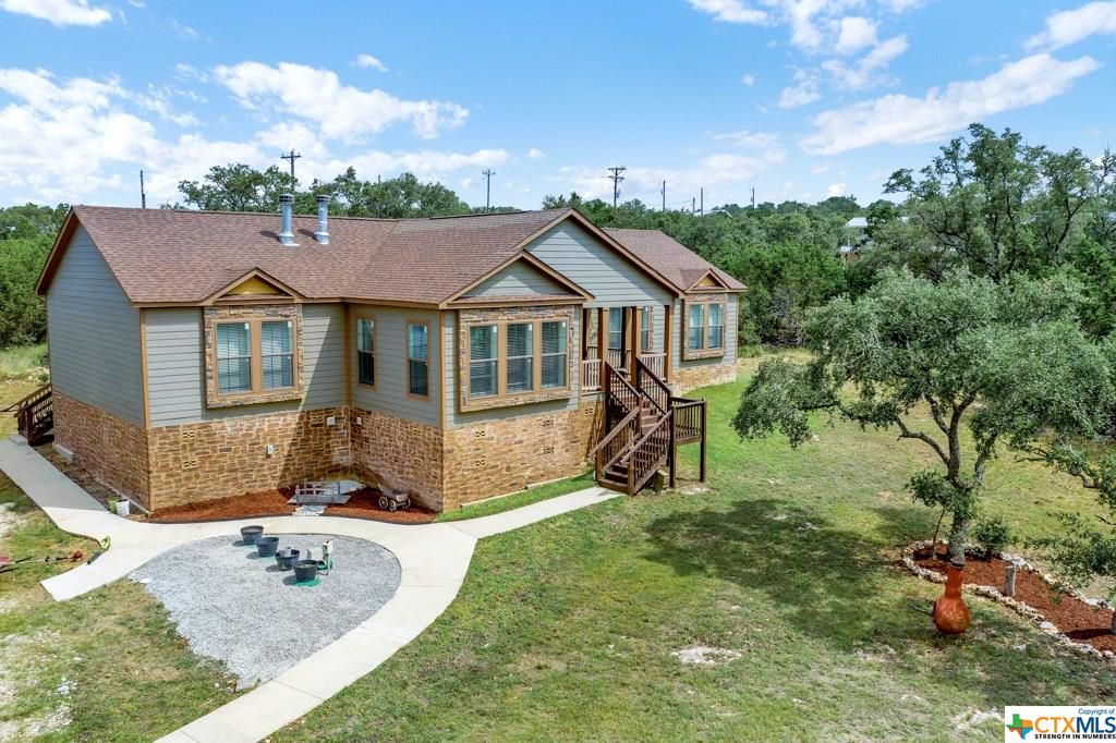 2.04 acres in Hays County, Texas