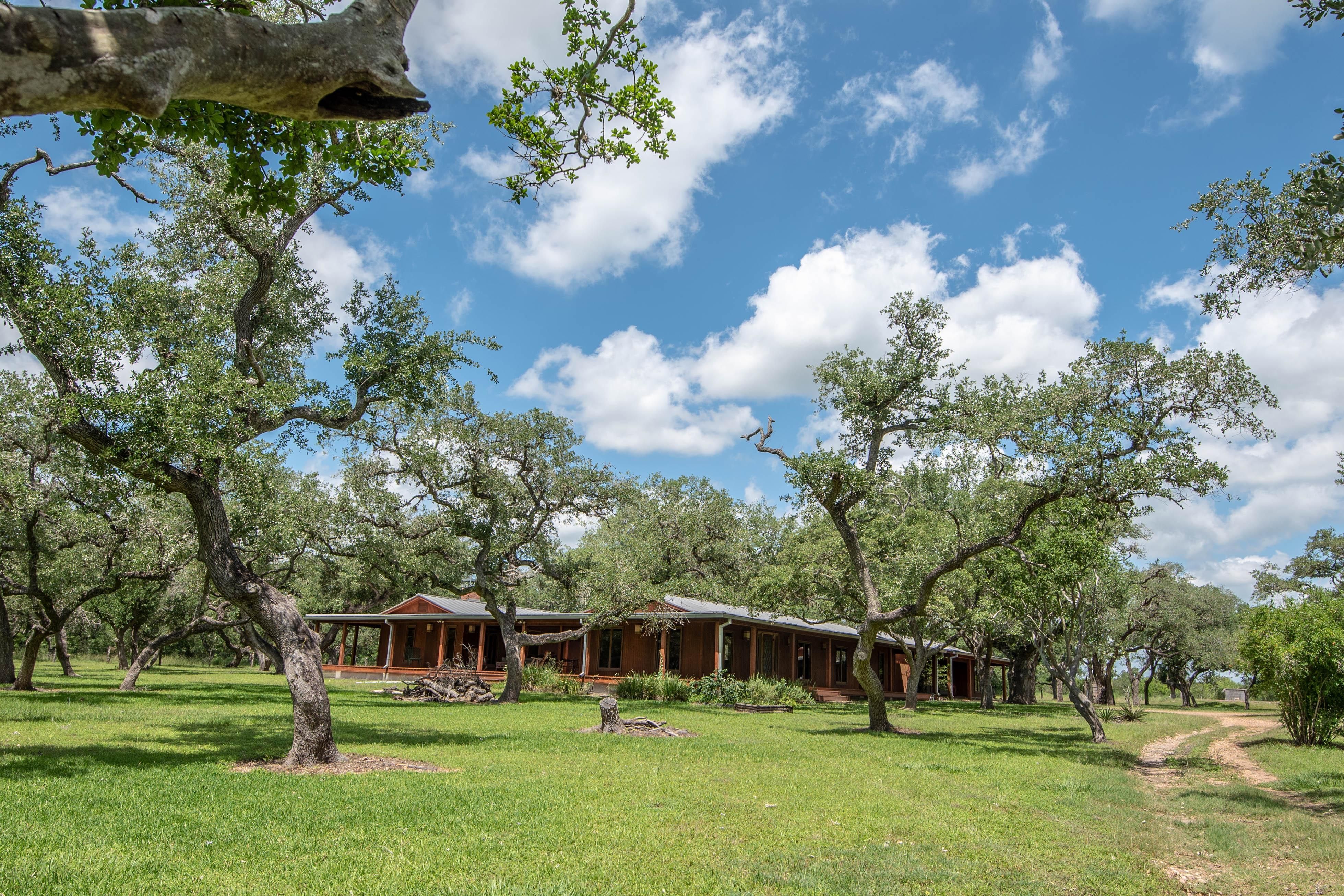 2110.00 acres in Refugio County, Texas