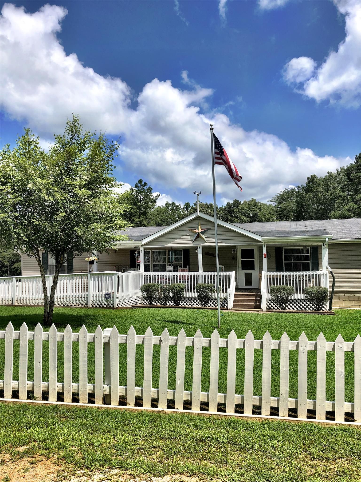 27.41 acres in Lewis County, Tennessee