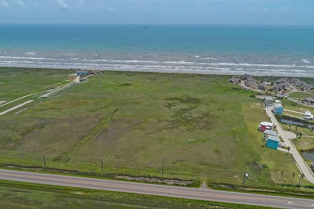 34 acres in Nueces County, Texas