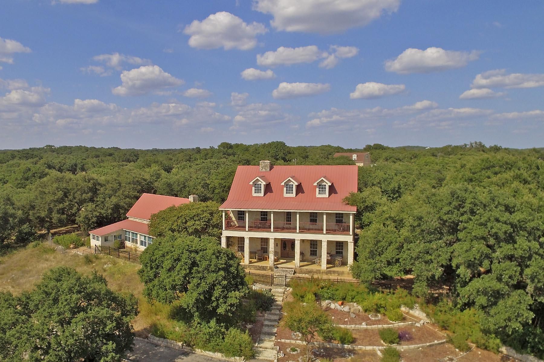 28 acres in Kendall County, Texas