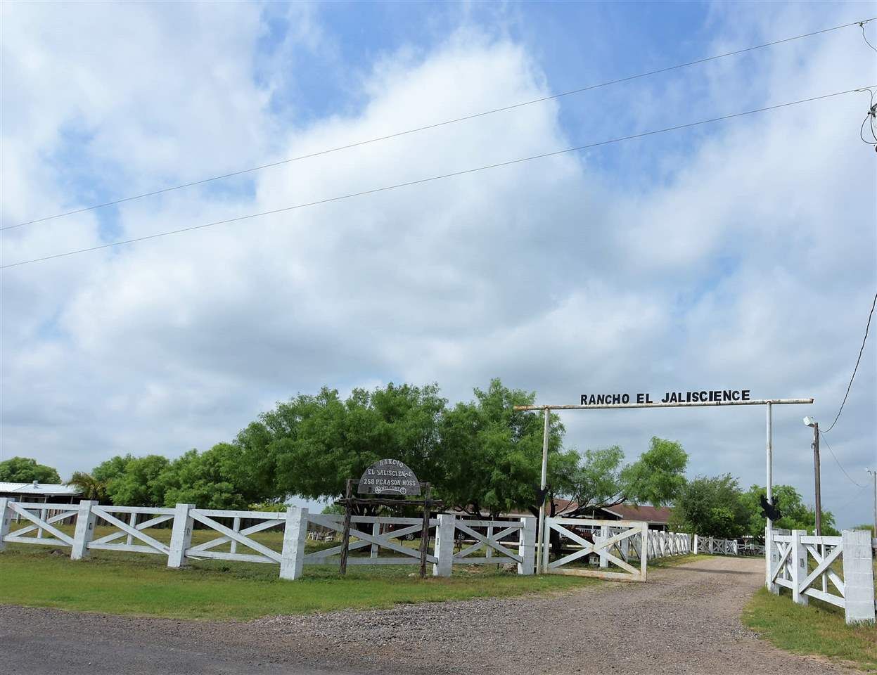 20 acres in b County, Texas