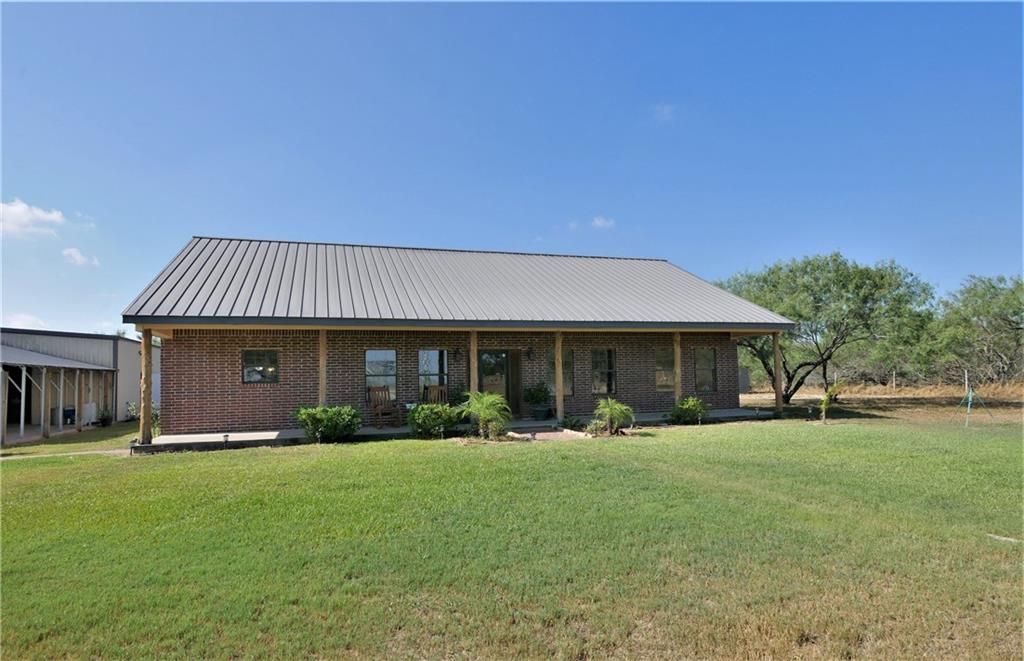 9.6 acres in Kleberg County, Texas