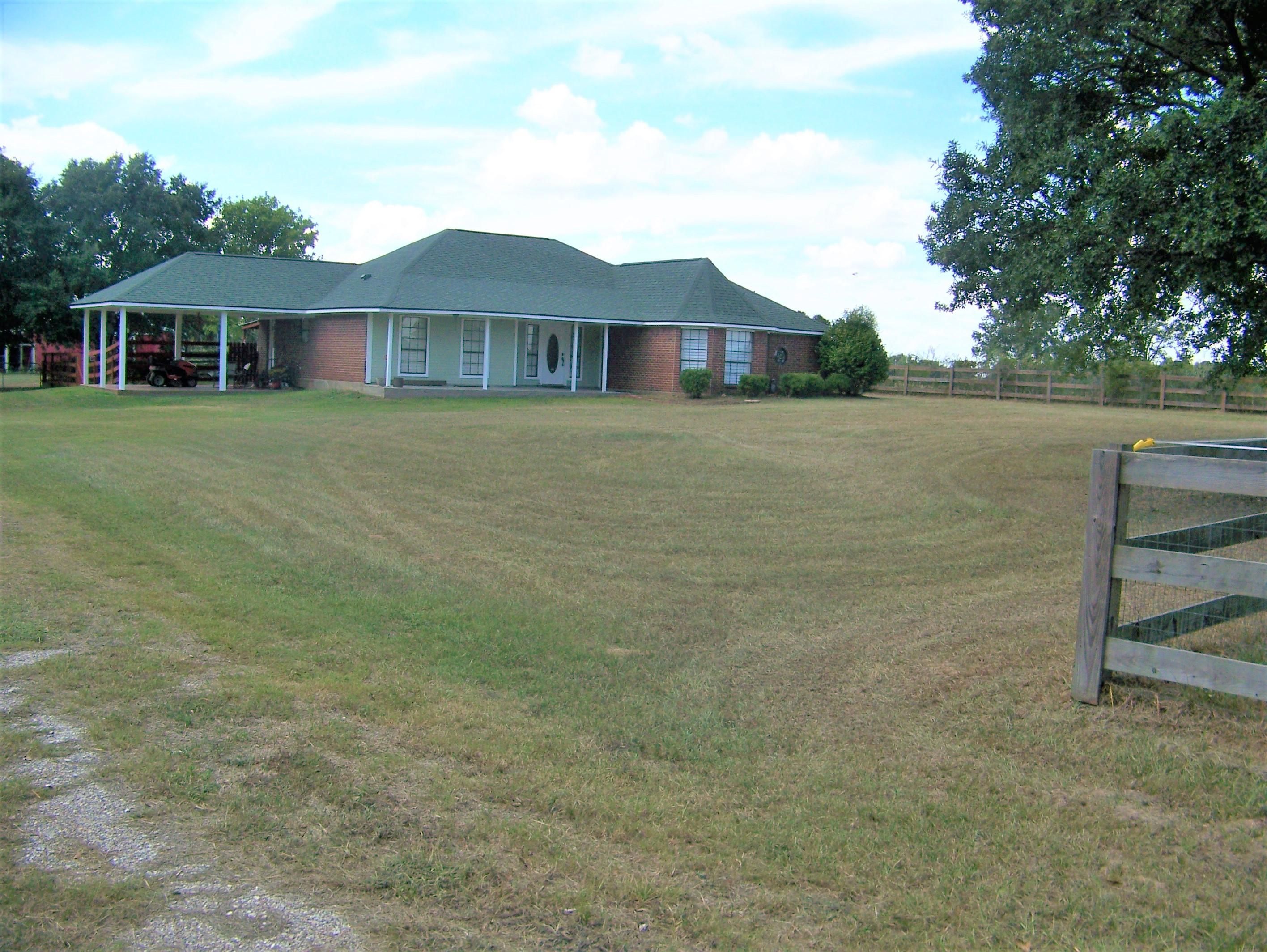 9.35 acres in Waller County, Texas