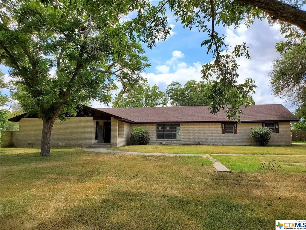 1.09 acres in Lavaca County, Texas