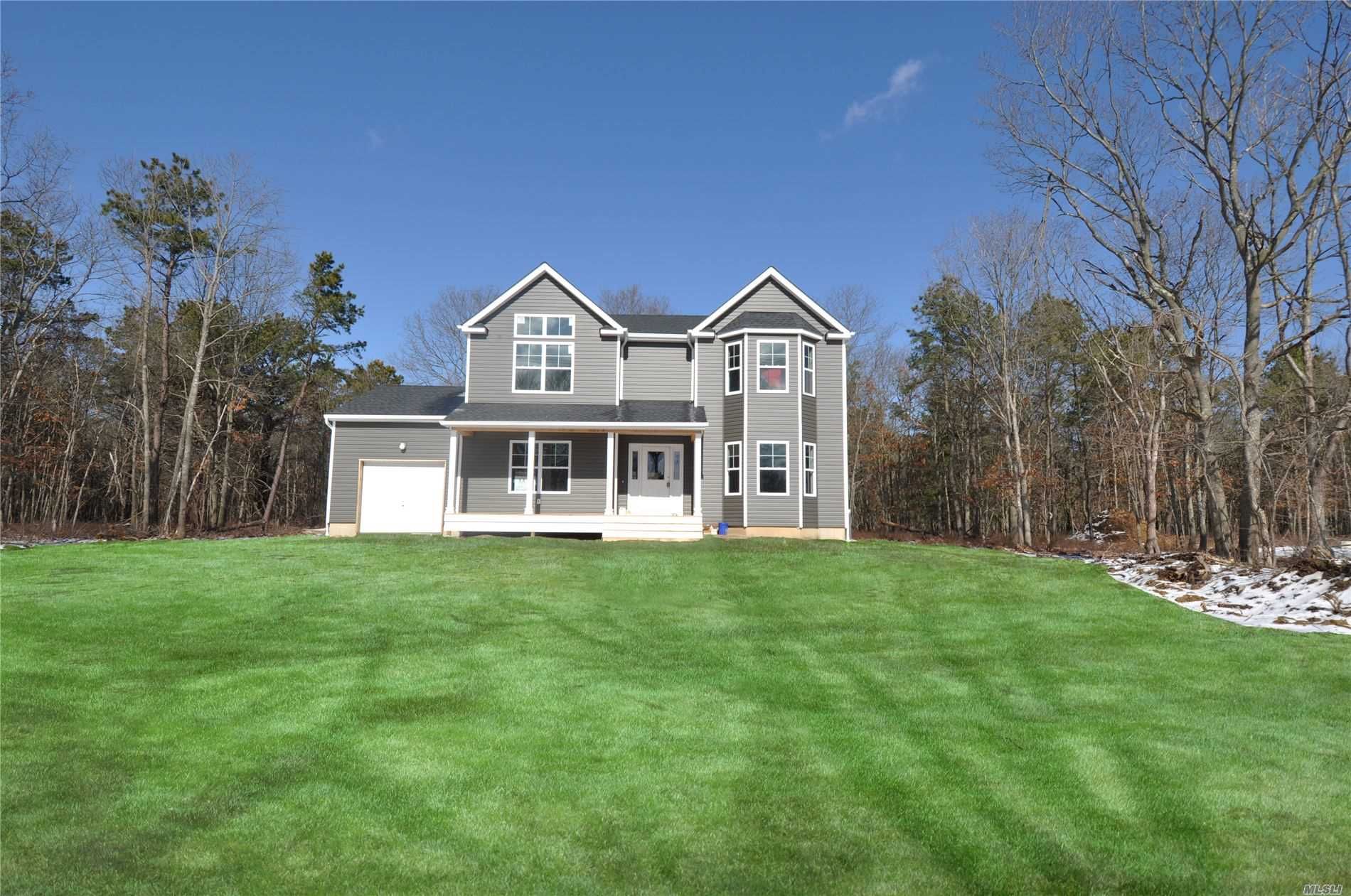 1.2 acres in Suffolk County, New York