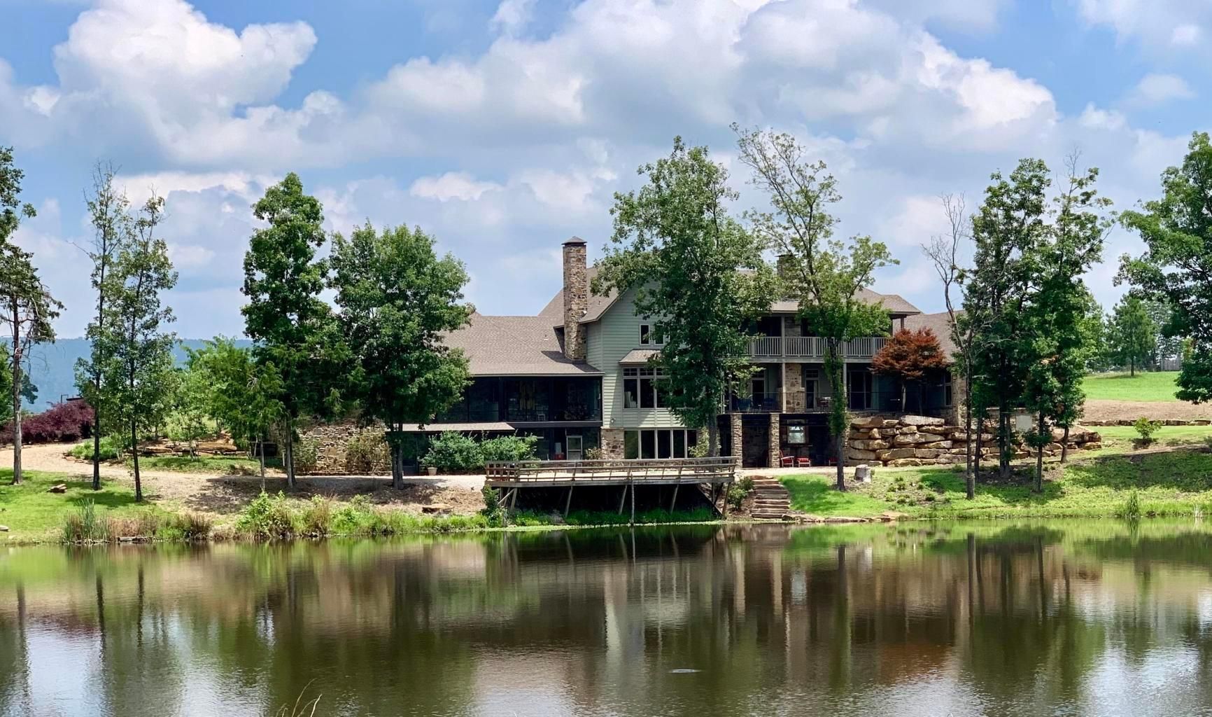 28.09 acres in Johnson County, Arkansas