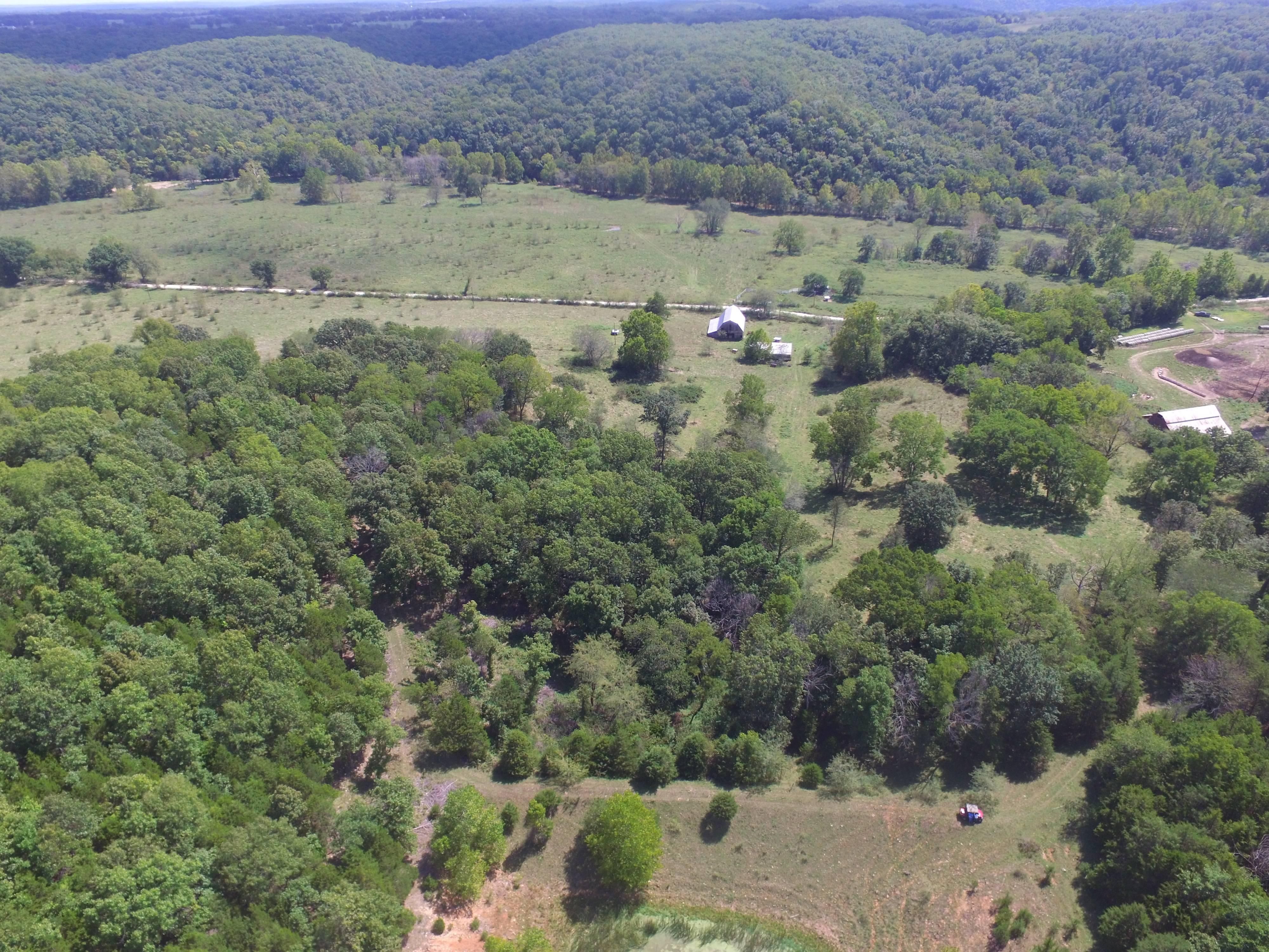 163.77 acres in Pulaski County, Missouri