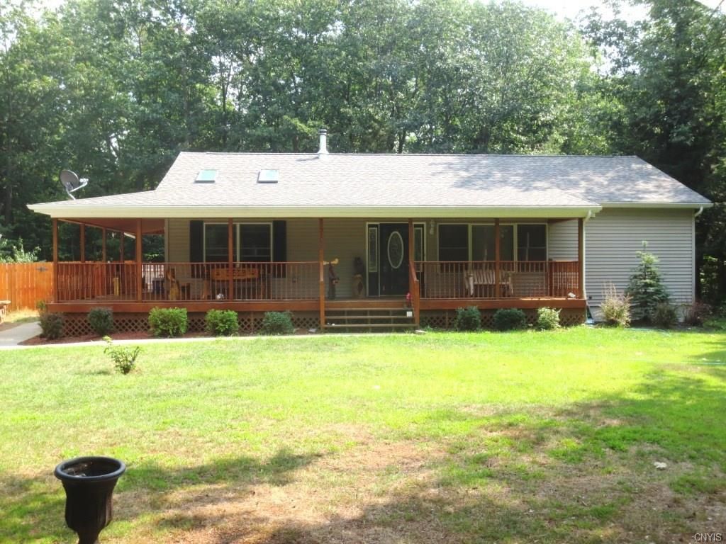 1.01 acres in Jefferson County, New York