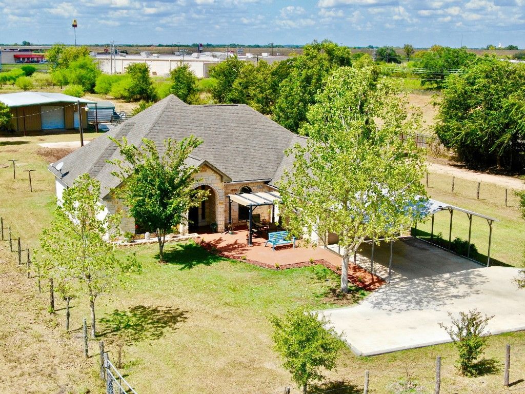 16.72 acres in Fayette County, Texas