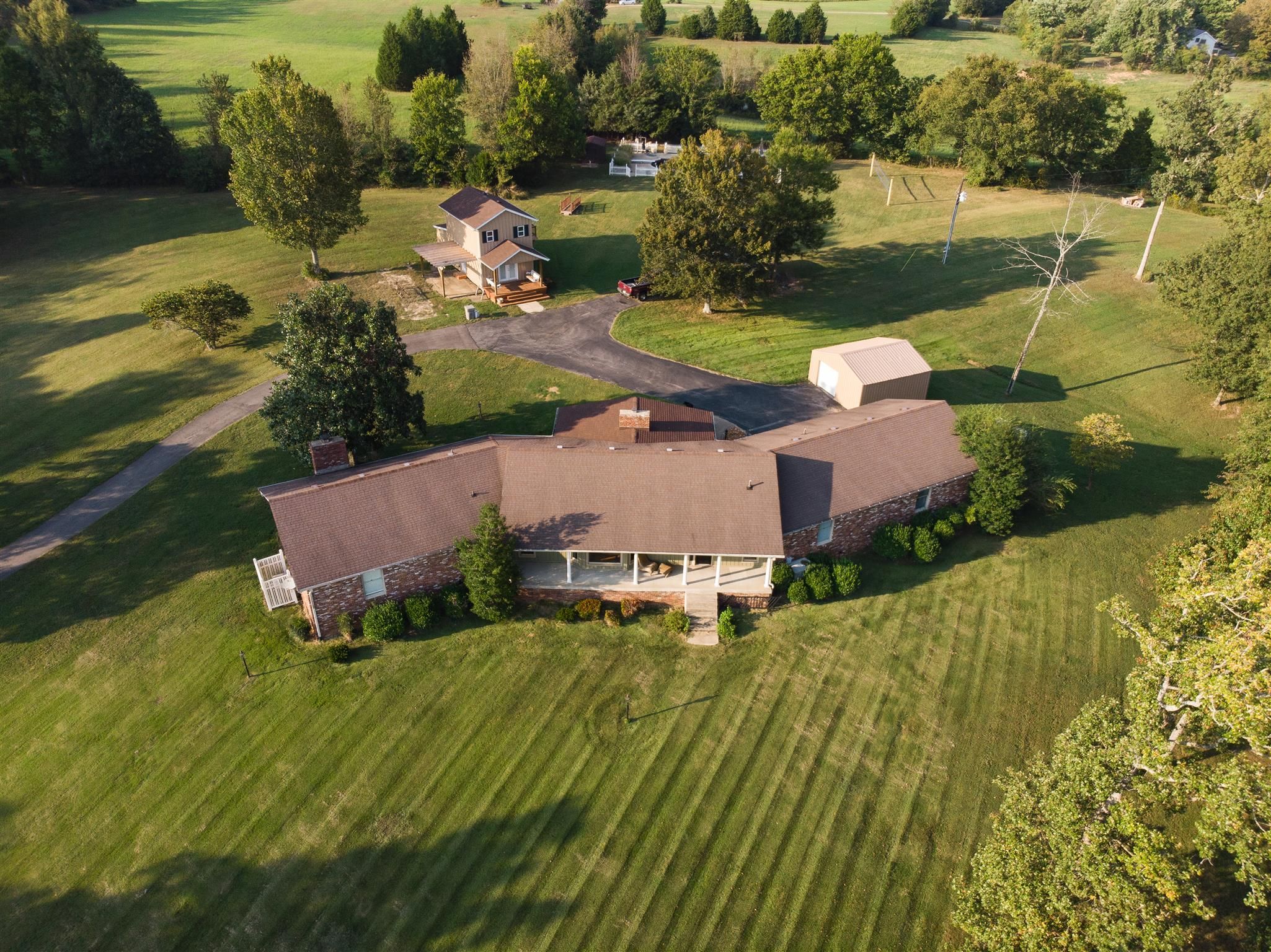 7.88 acres in Cheatham County, Tennessee