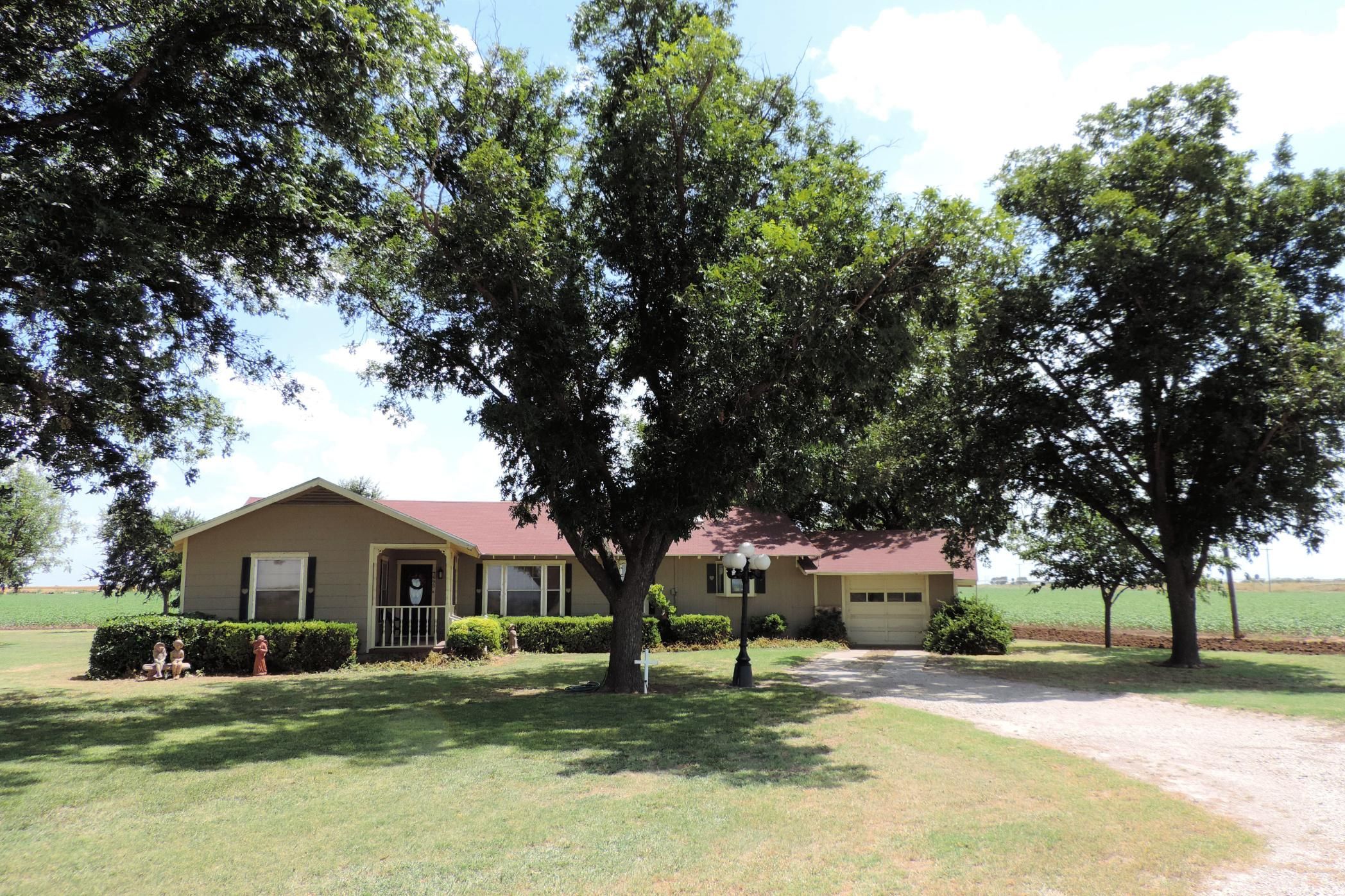 2 acres in Tom Green County, Texas