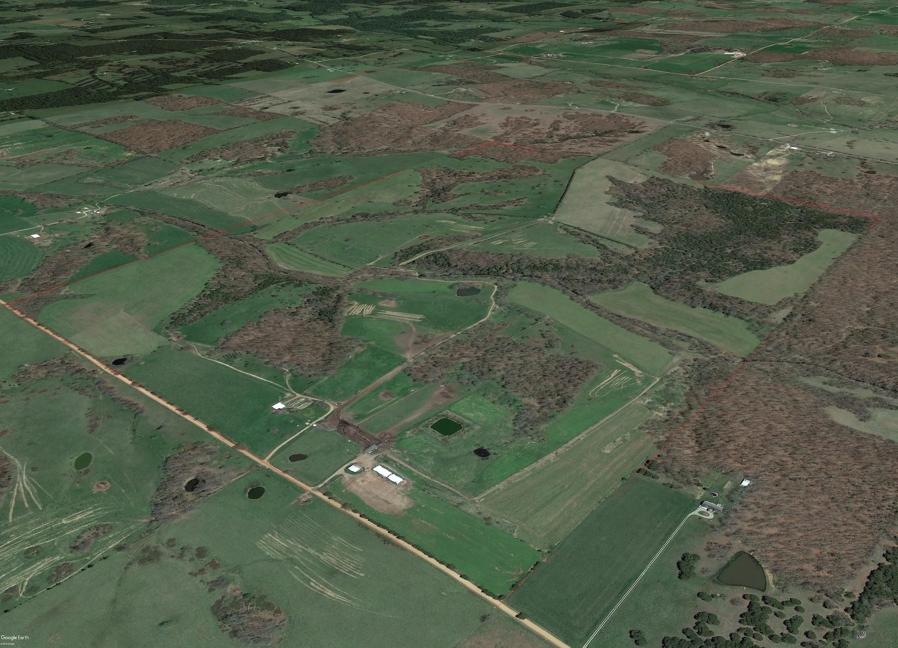 477 acres in Wright County, Missouri