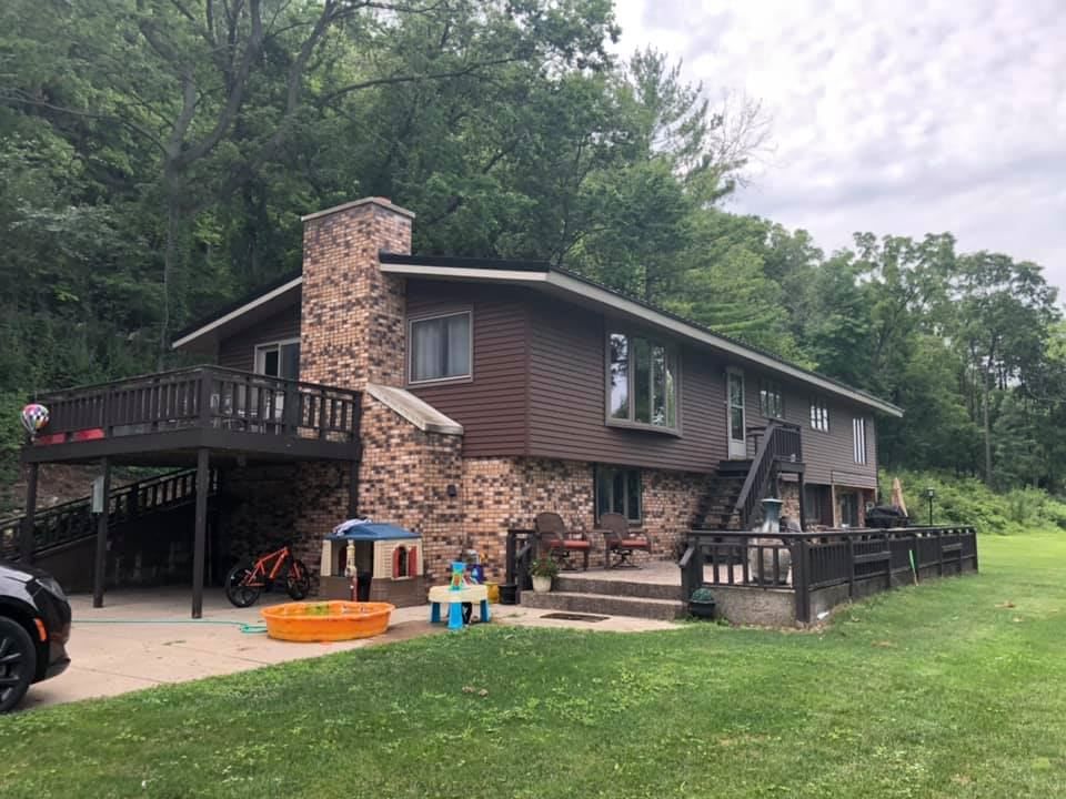 8 acres in Clayton County, Iowa