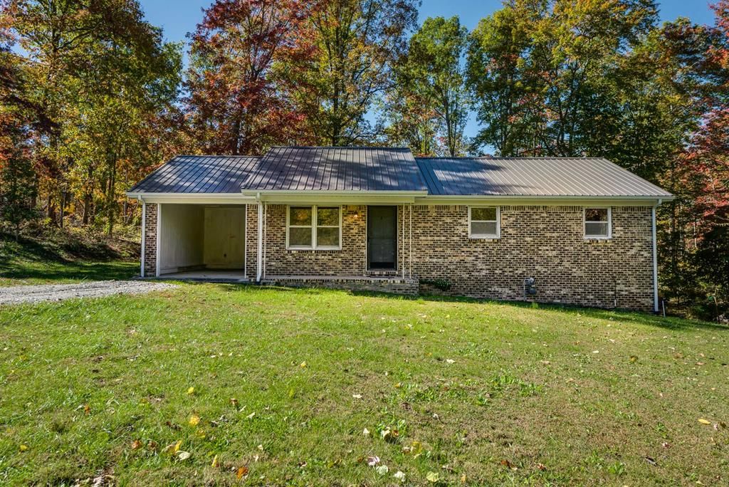 11.5 acres in Van Buren County, Tennessee