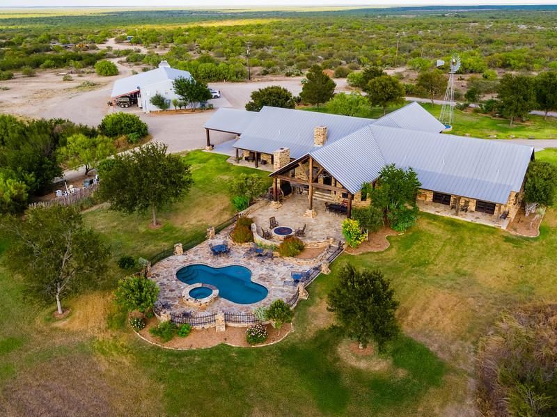 3,250 acres in Maverick County, Texas