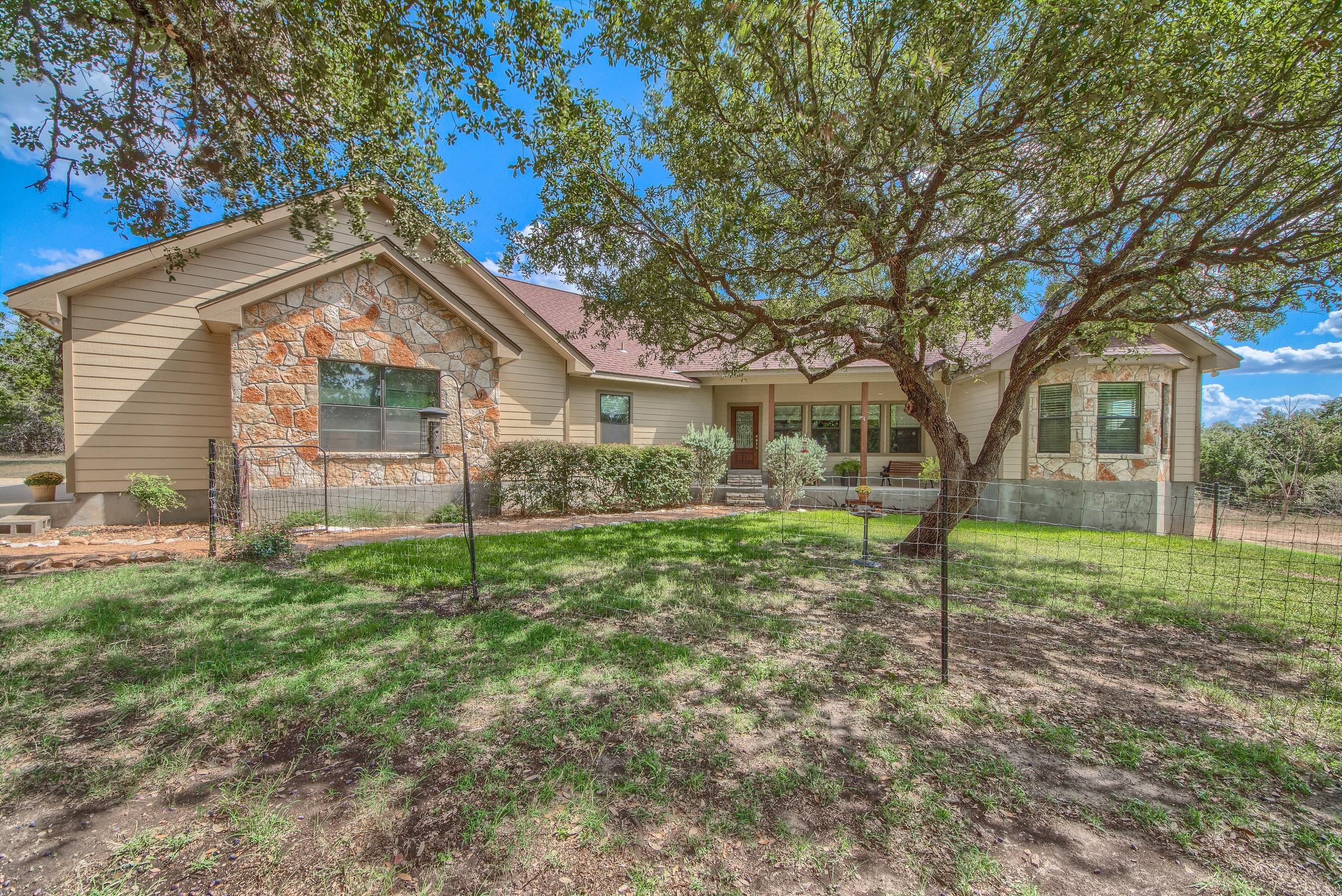 26.29 acres in Medina County, Texas