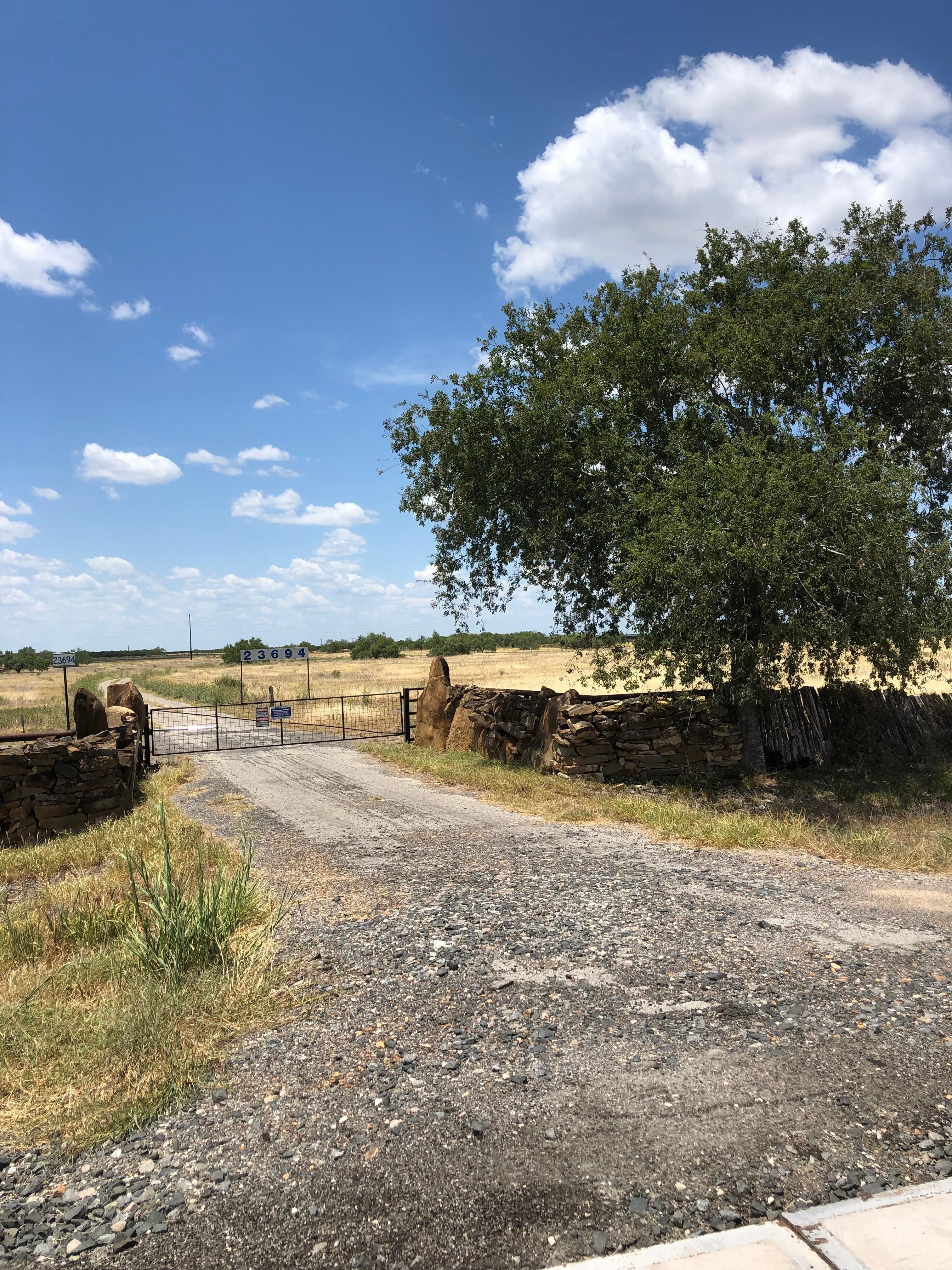 2,832 acres in La Salle County, Texas