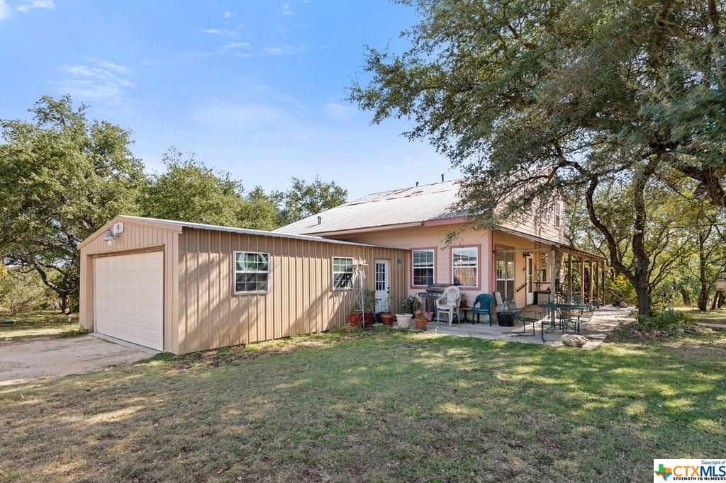 10.19 acres in Hays County, Texas