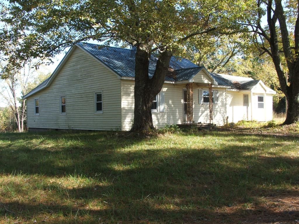 6.5 acres in Charlotte County, Virginia