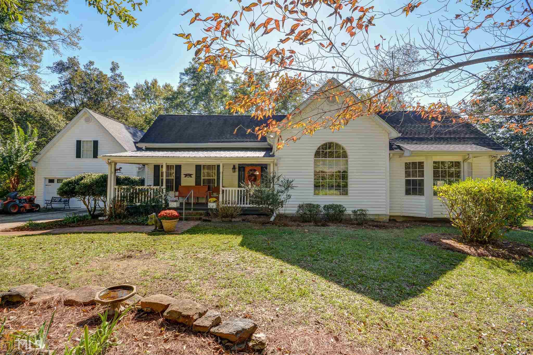 2 acres in Coweta County,