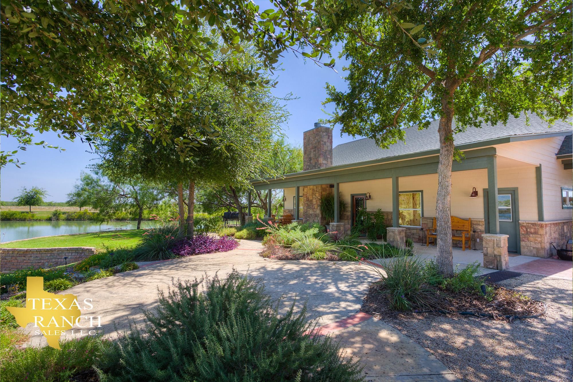 1,057 acres in Medina County, Texas