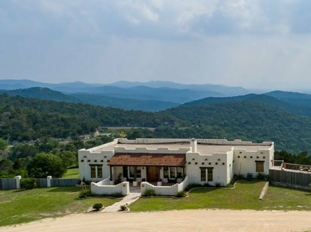 200 acres in Real County, Texas