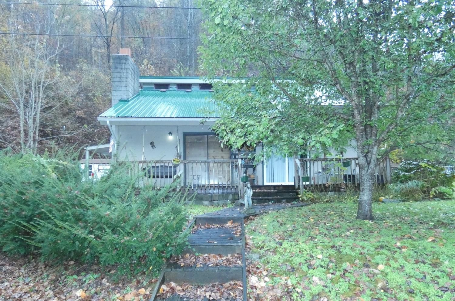 9 acres in Pike County, Kentucky