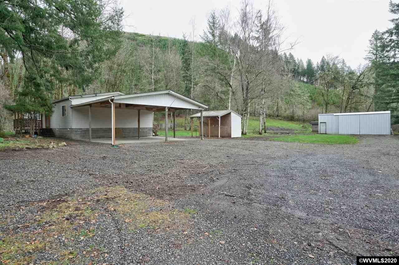 1.38 acres in Linn County, Oregon