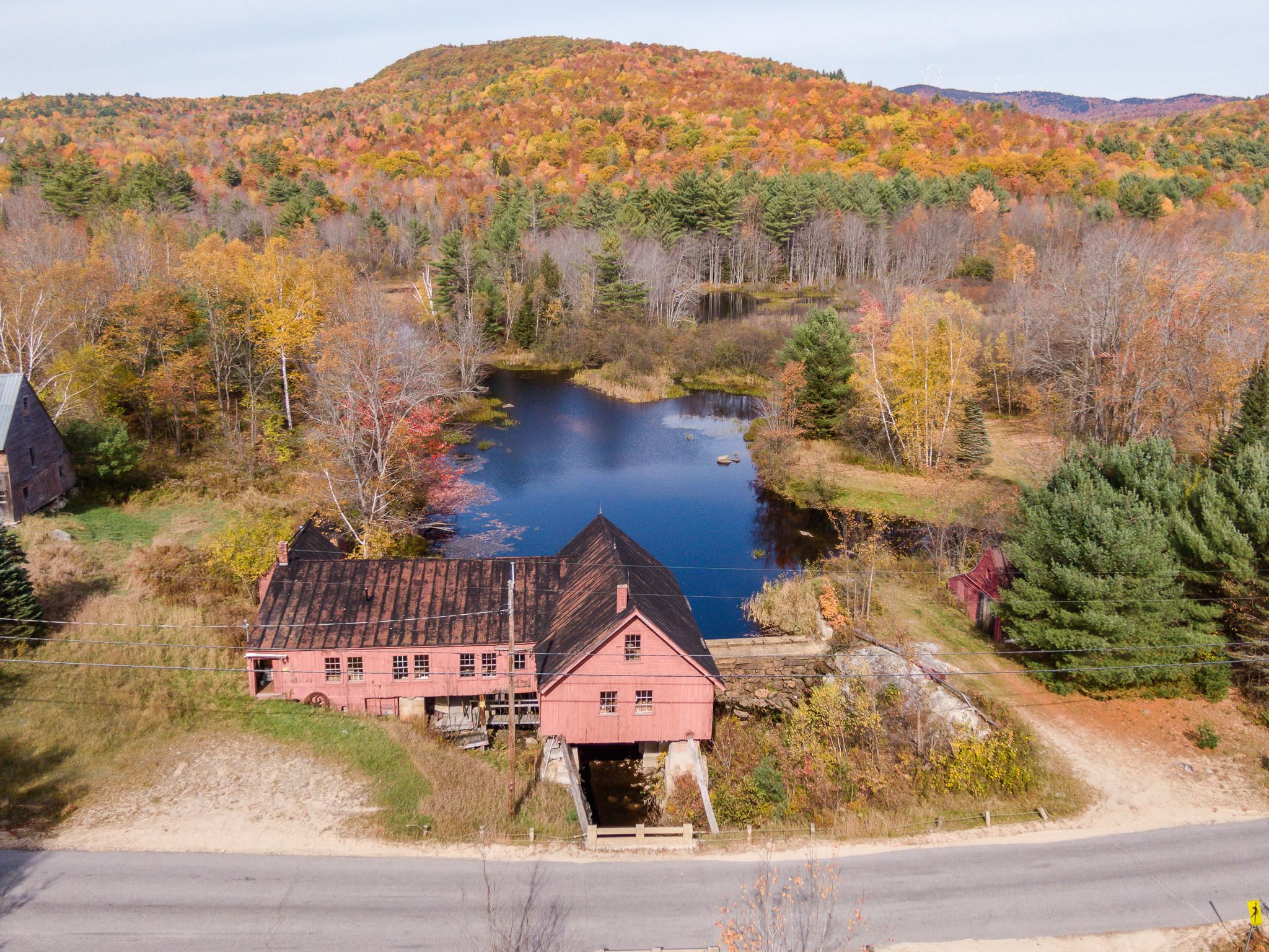 2.5 acres in Oxford County, Maine